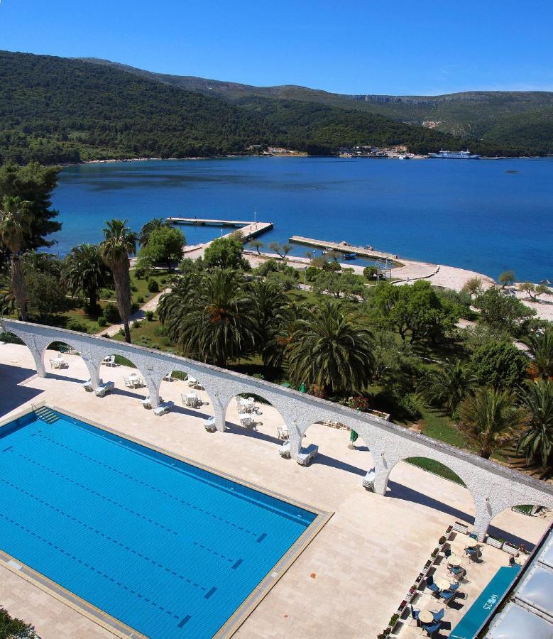 Trim Sunny Apartments By Valamar สตารีกราด ภายนอก รูปภาพ